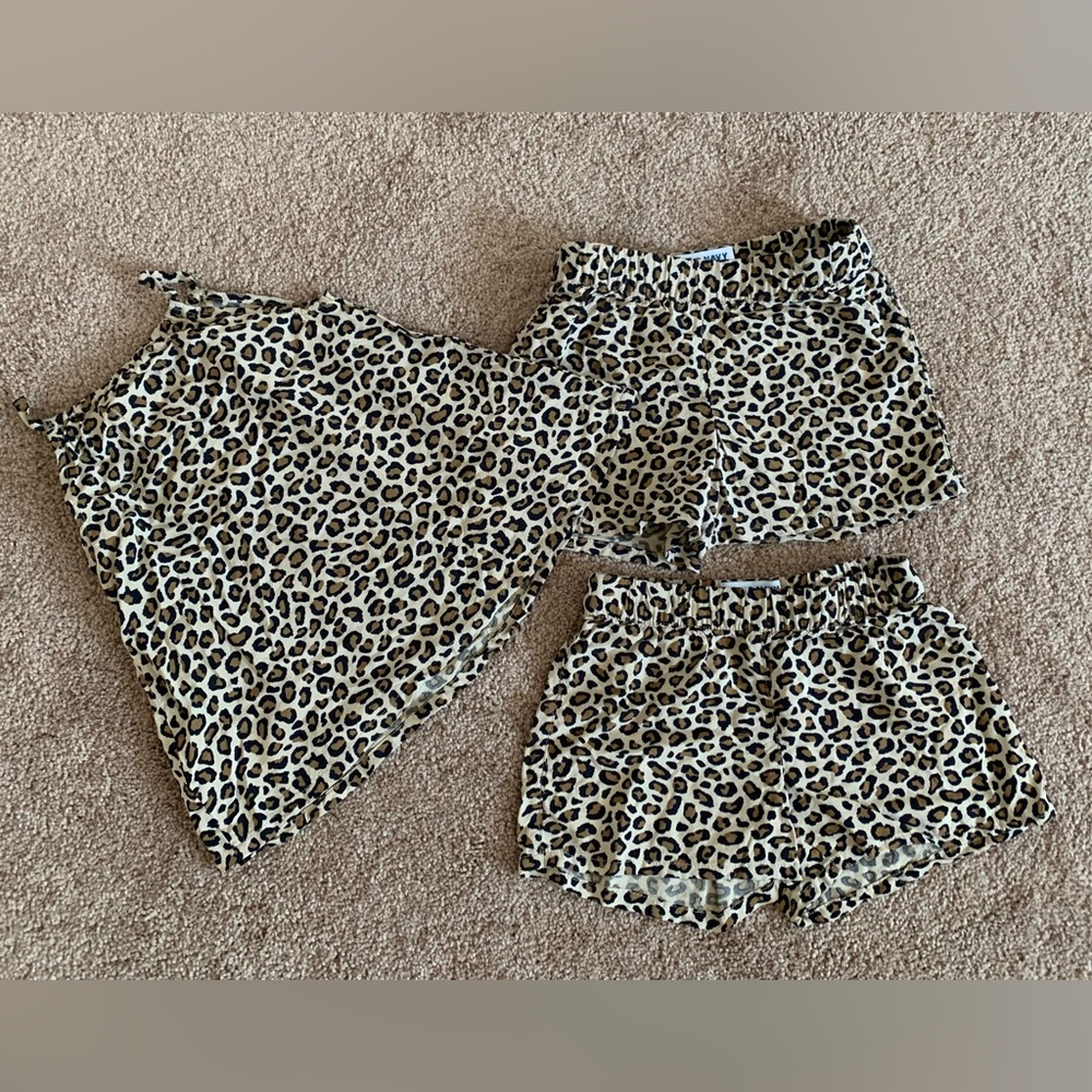 Old Navy 3-Piece Toddler’s Shorts and Tank Top